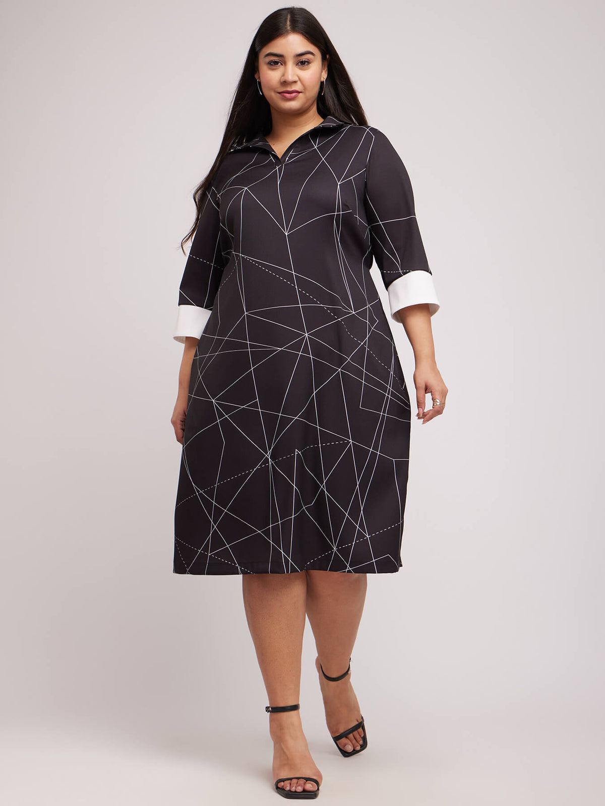 Geometric Print Shift Dress - Black And White