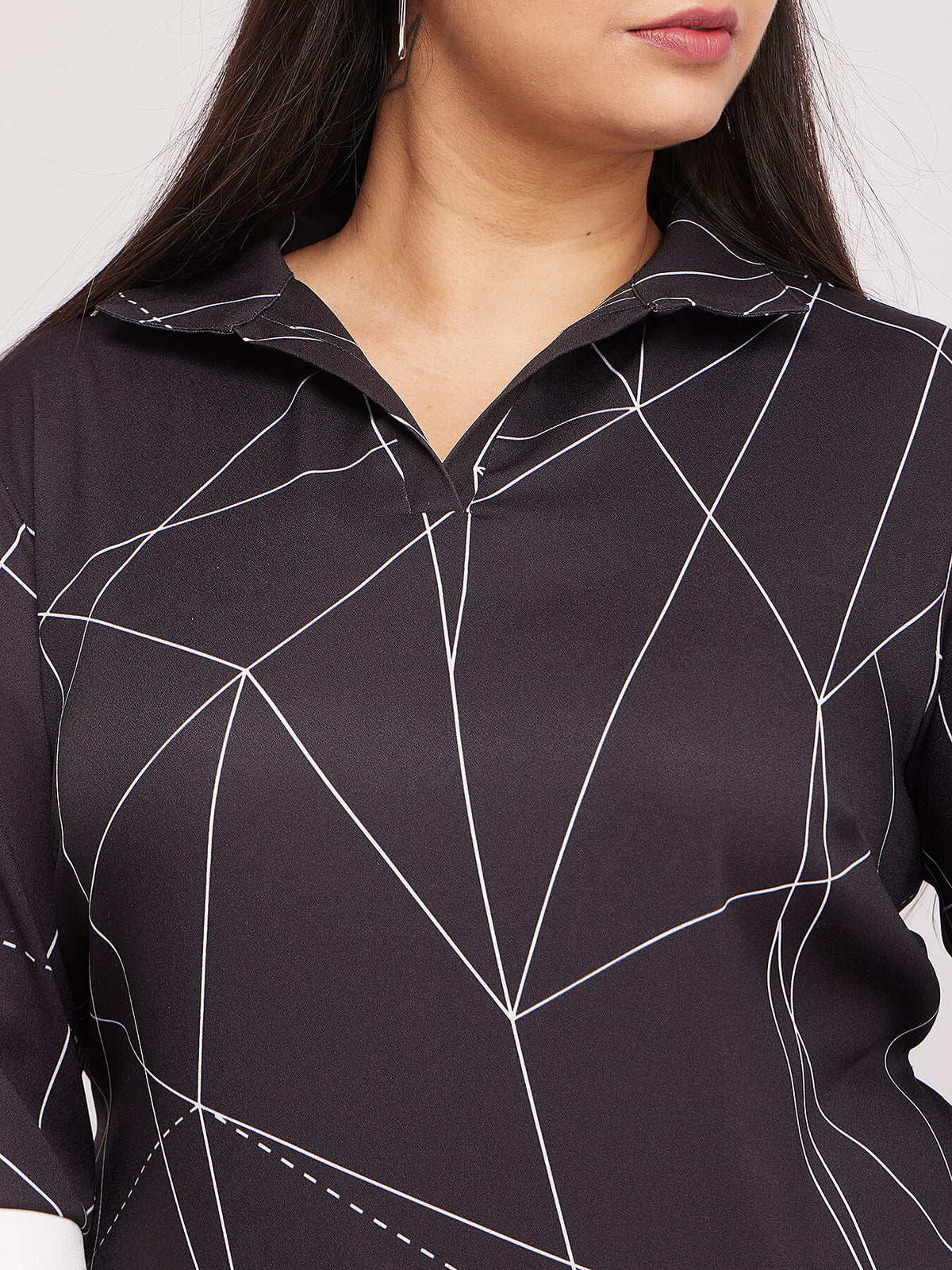 Geometric Print Shift Dress - Black And White