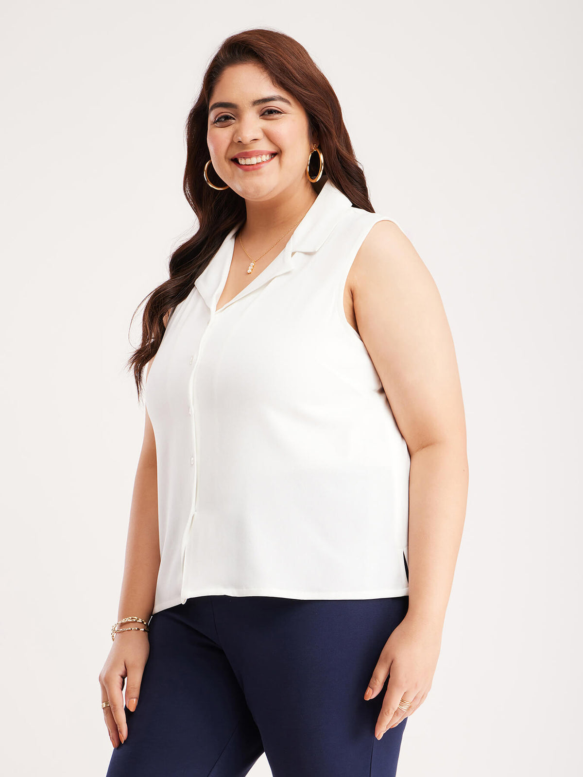 Sleeveless Front Buttoned Top - White
