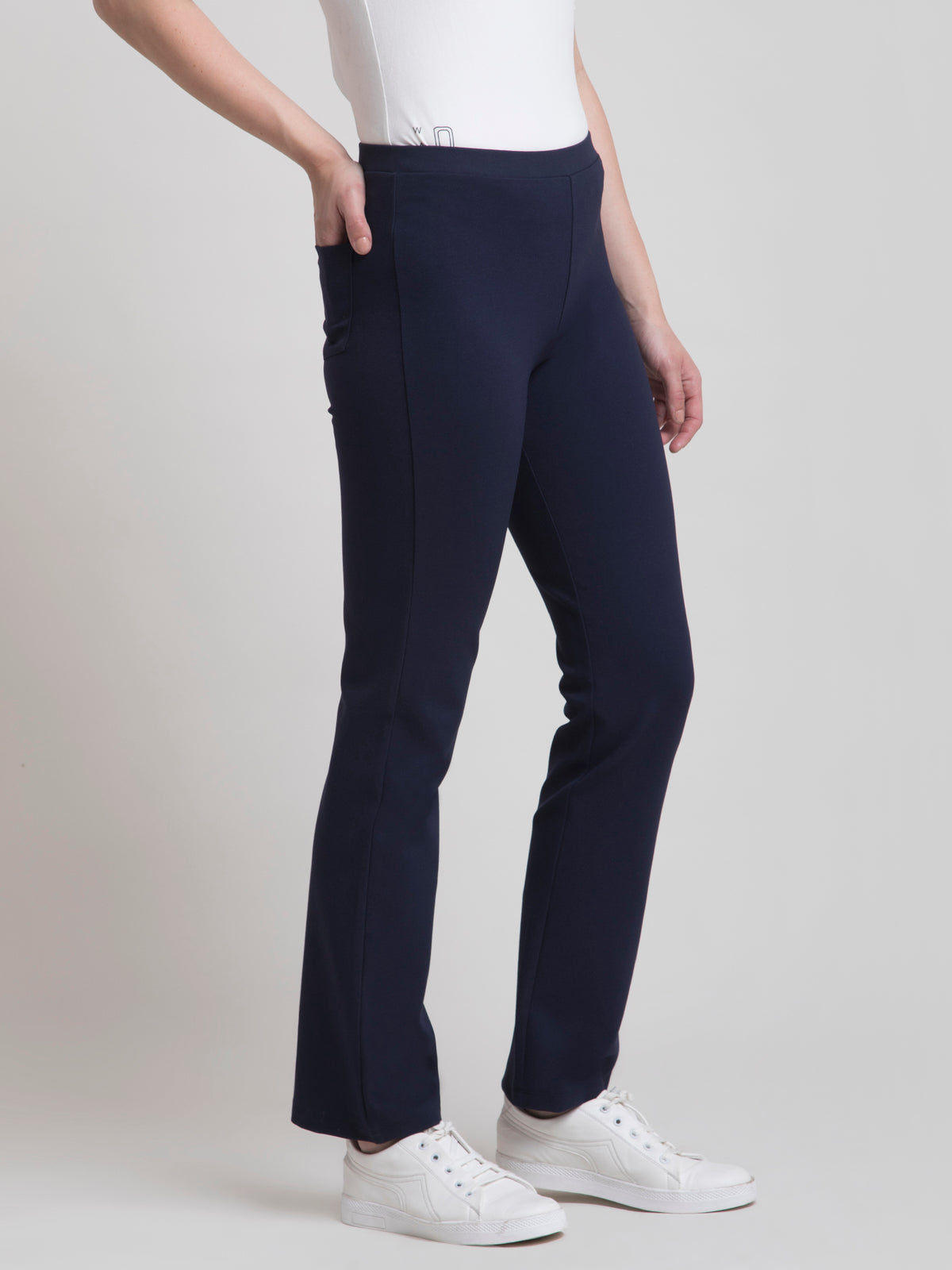 LivIn Bootcut Pants - Navy