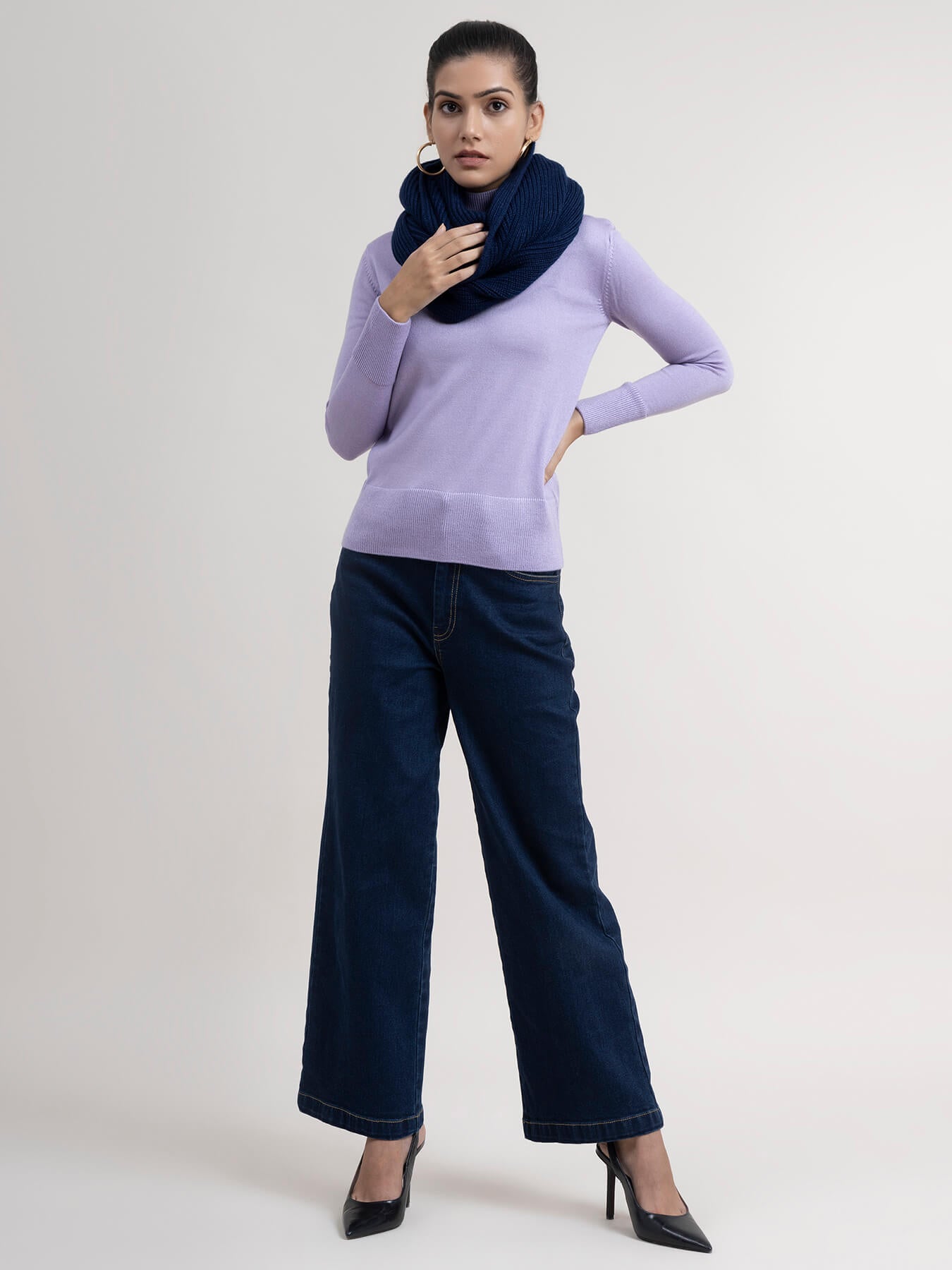 LivSoft Knitted Muffler - Navy