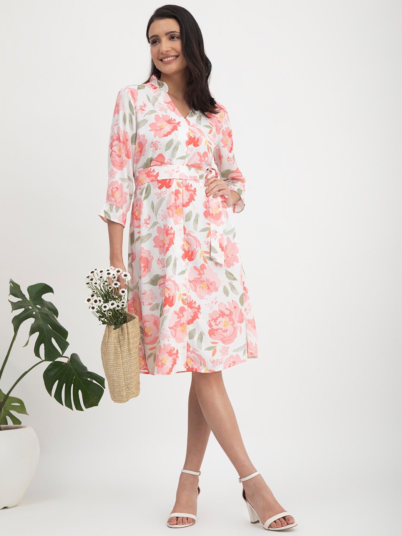 Floral Print Mandarin Neck Dress - White And Pink