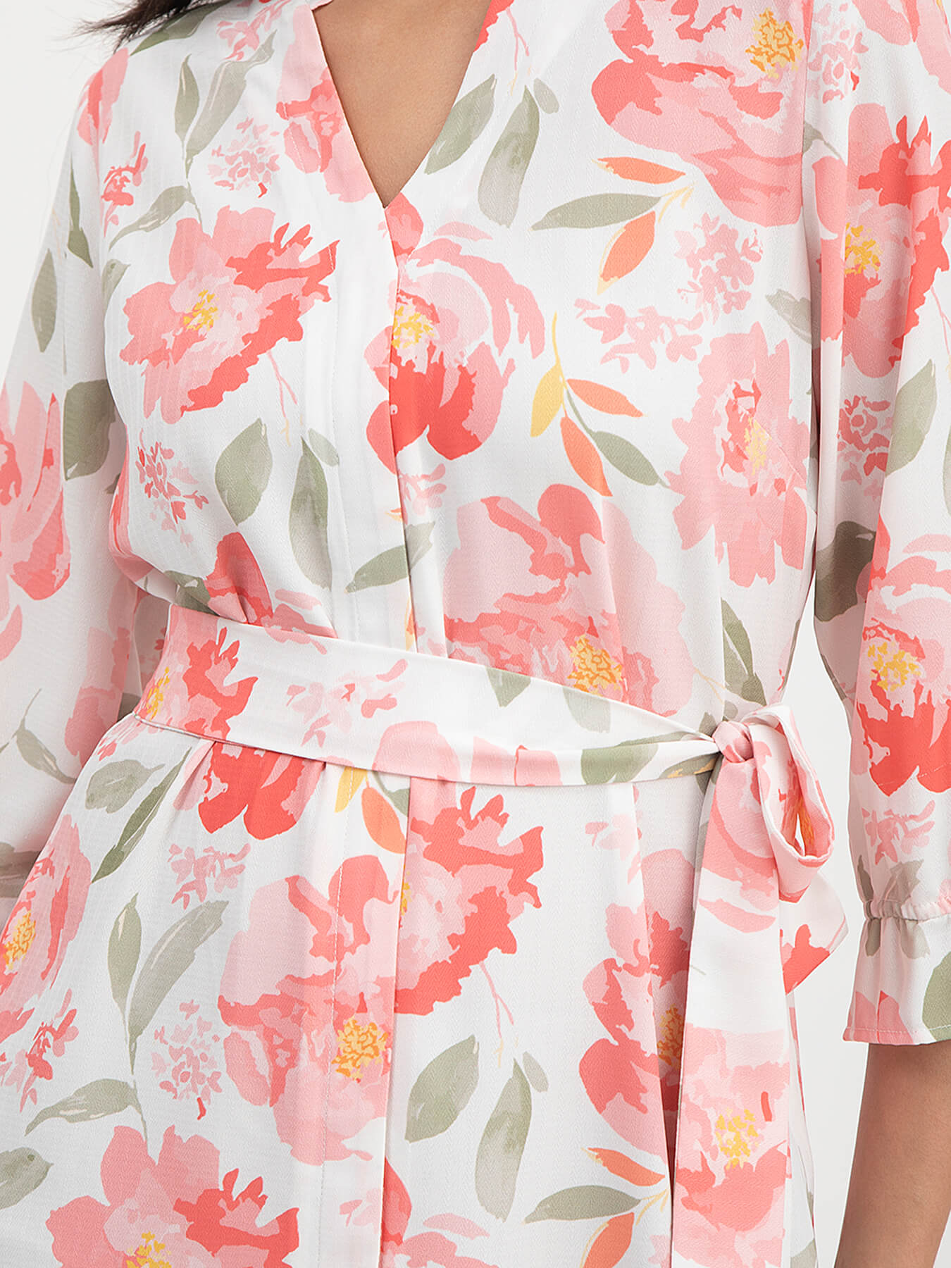 Floral Print Mandarin Neck Dress - White And Pink