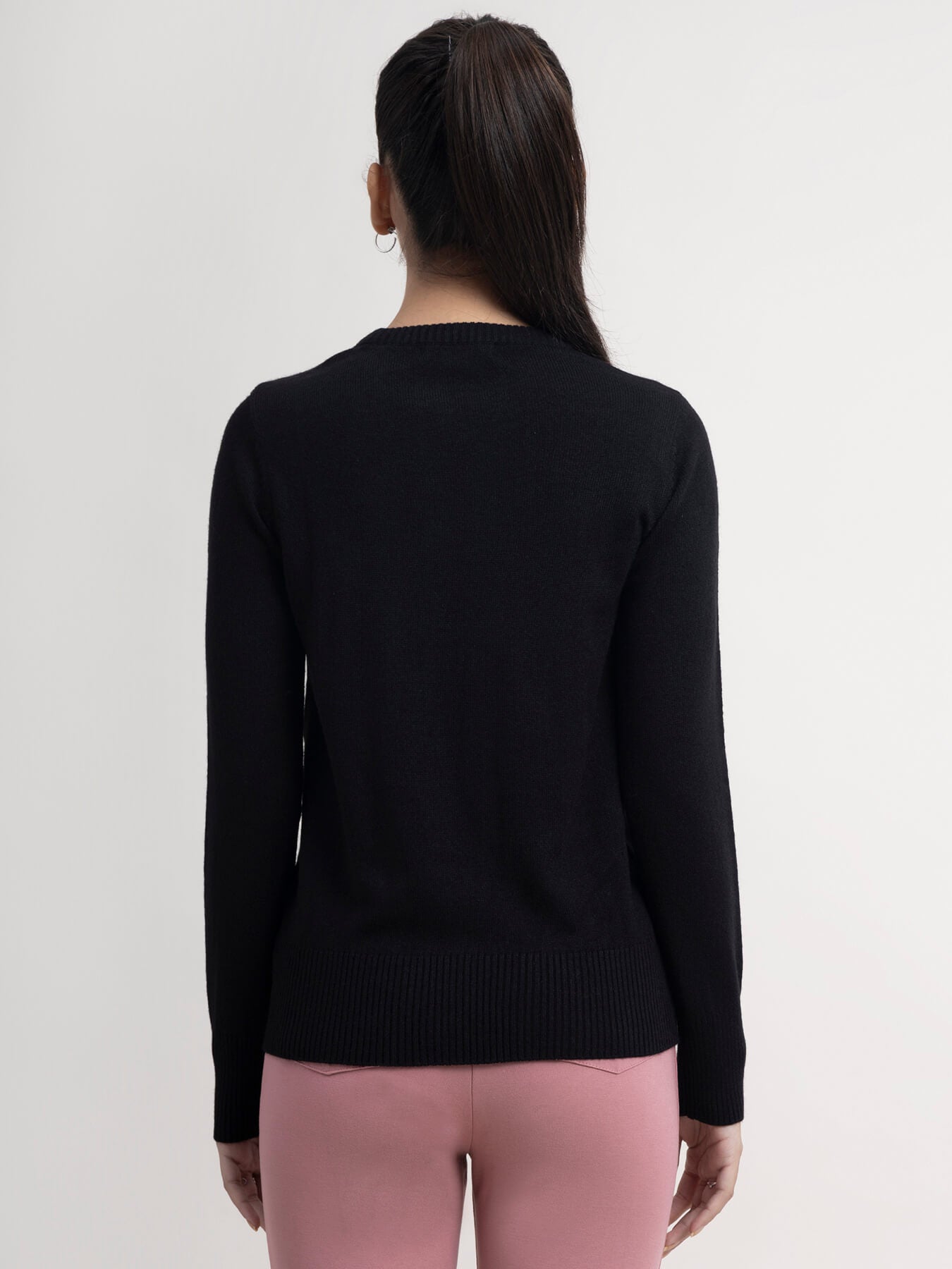Essential Round Neck Knit - Black