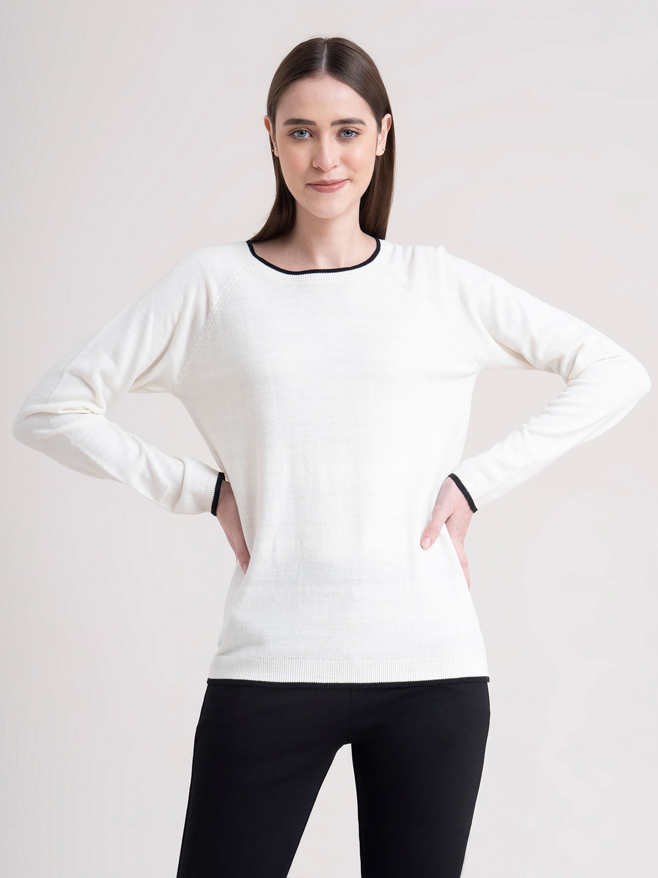Raglan Sleeve Colour Block Sweater - White And Black