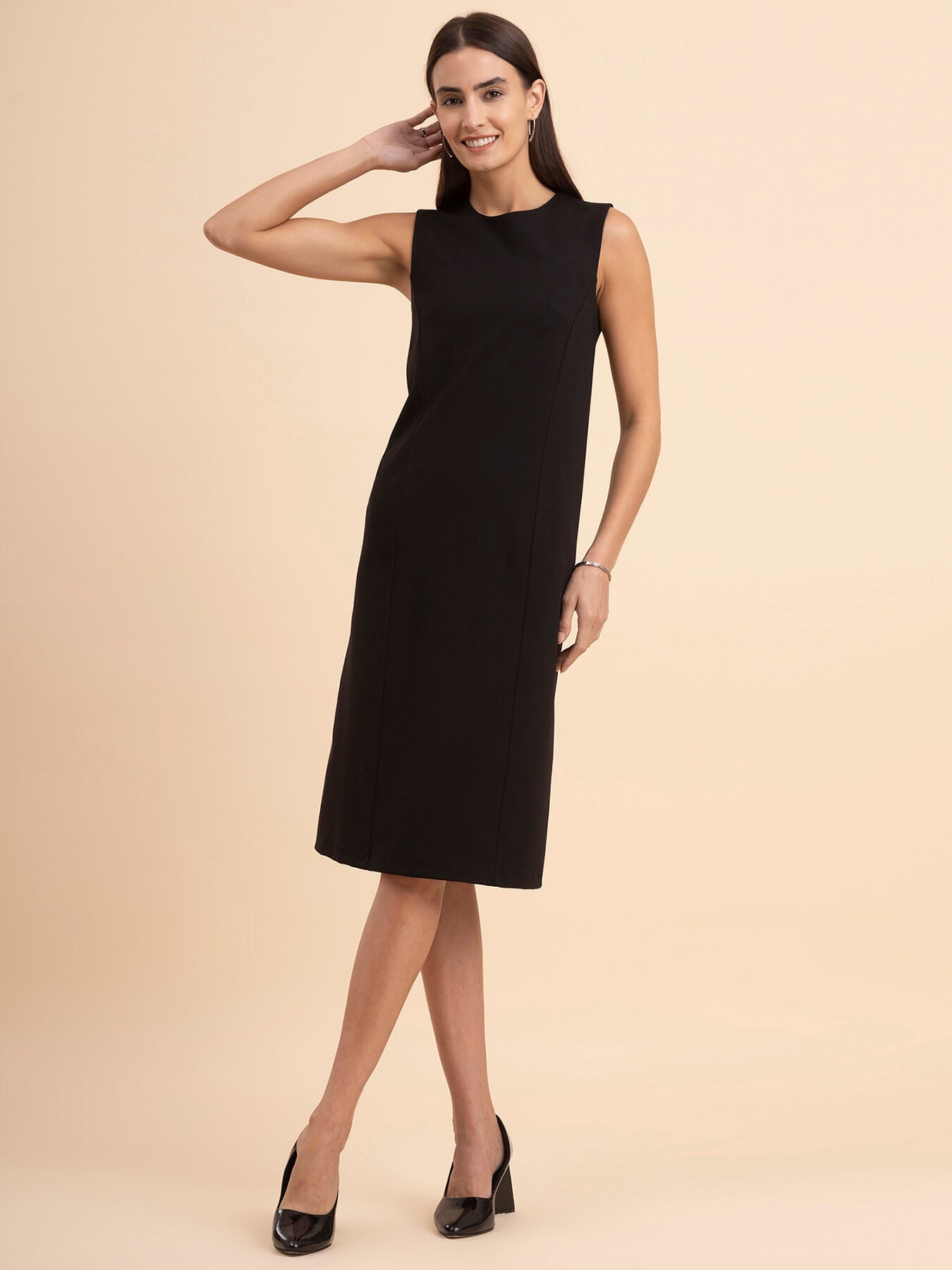 LivIn A-Line Round Neck Dress - Black