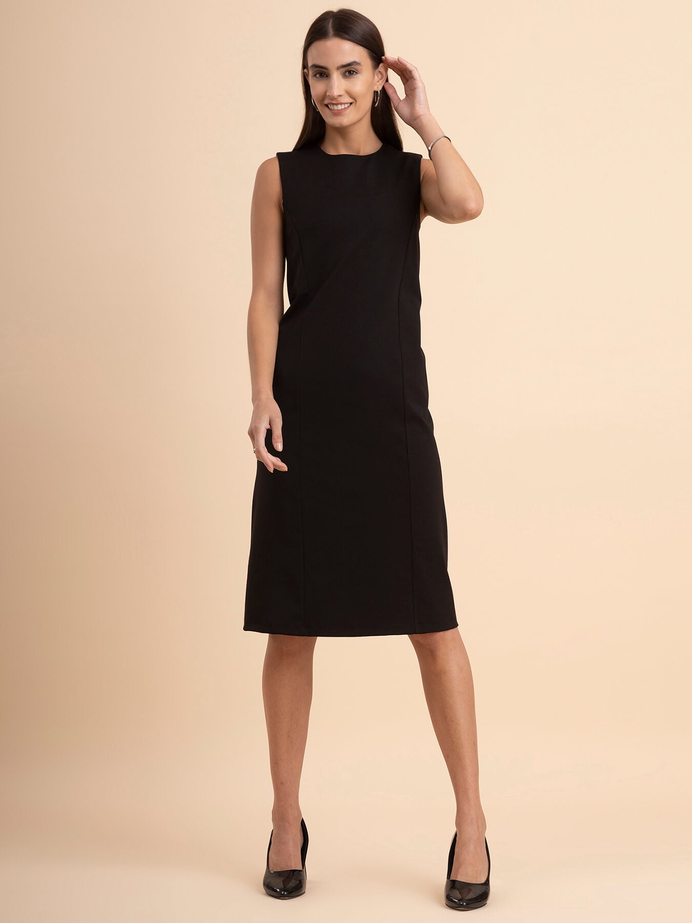 LivIn A-Line Round Neck Dress - Black