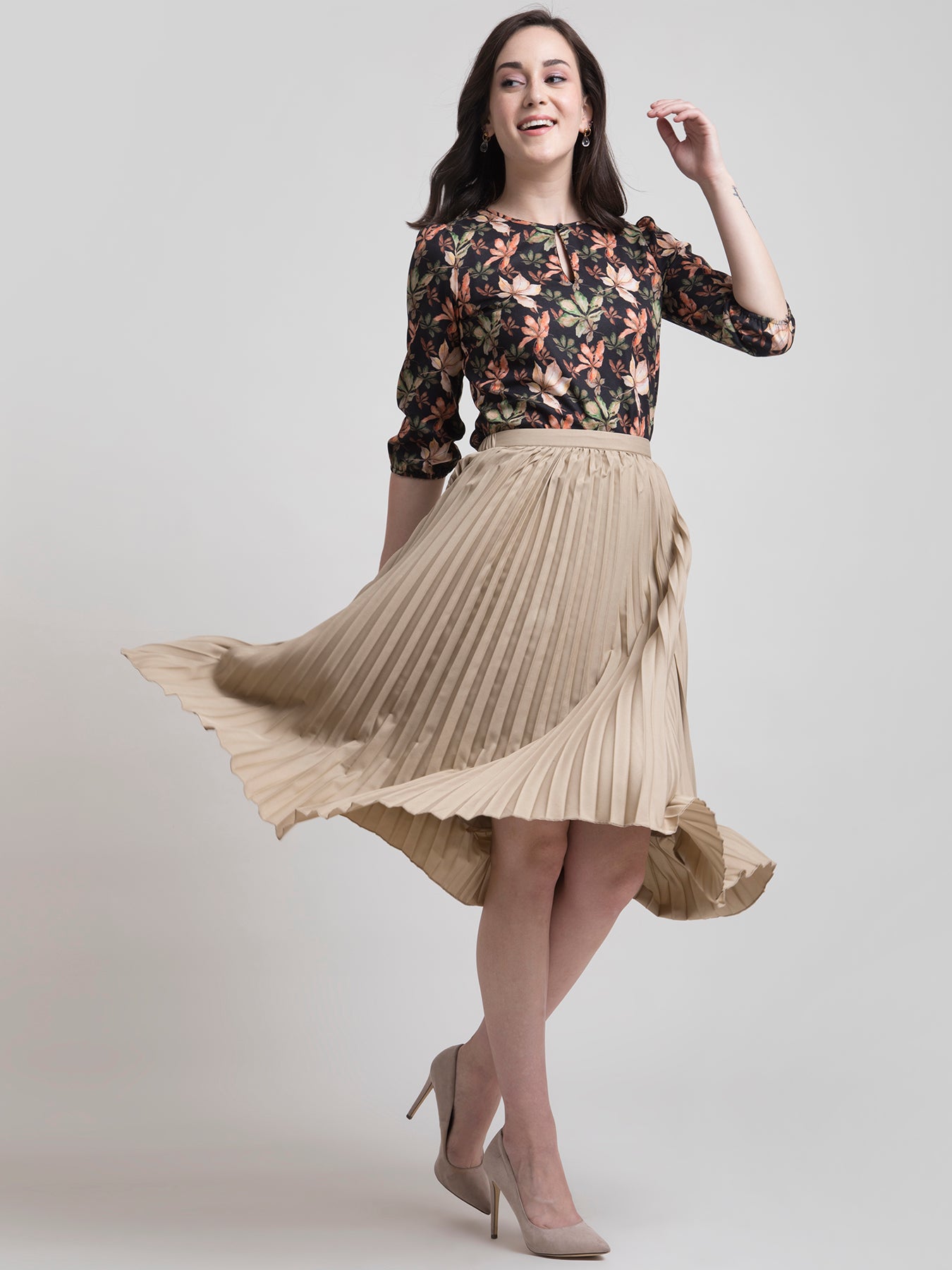 Pleated Flared Midi Skirt - Beige