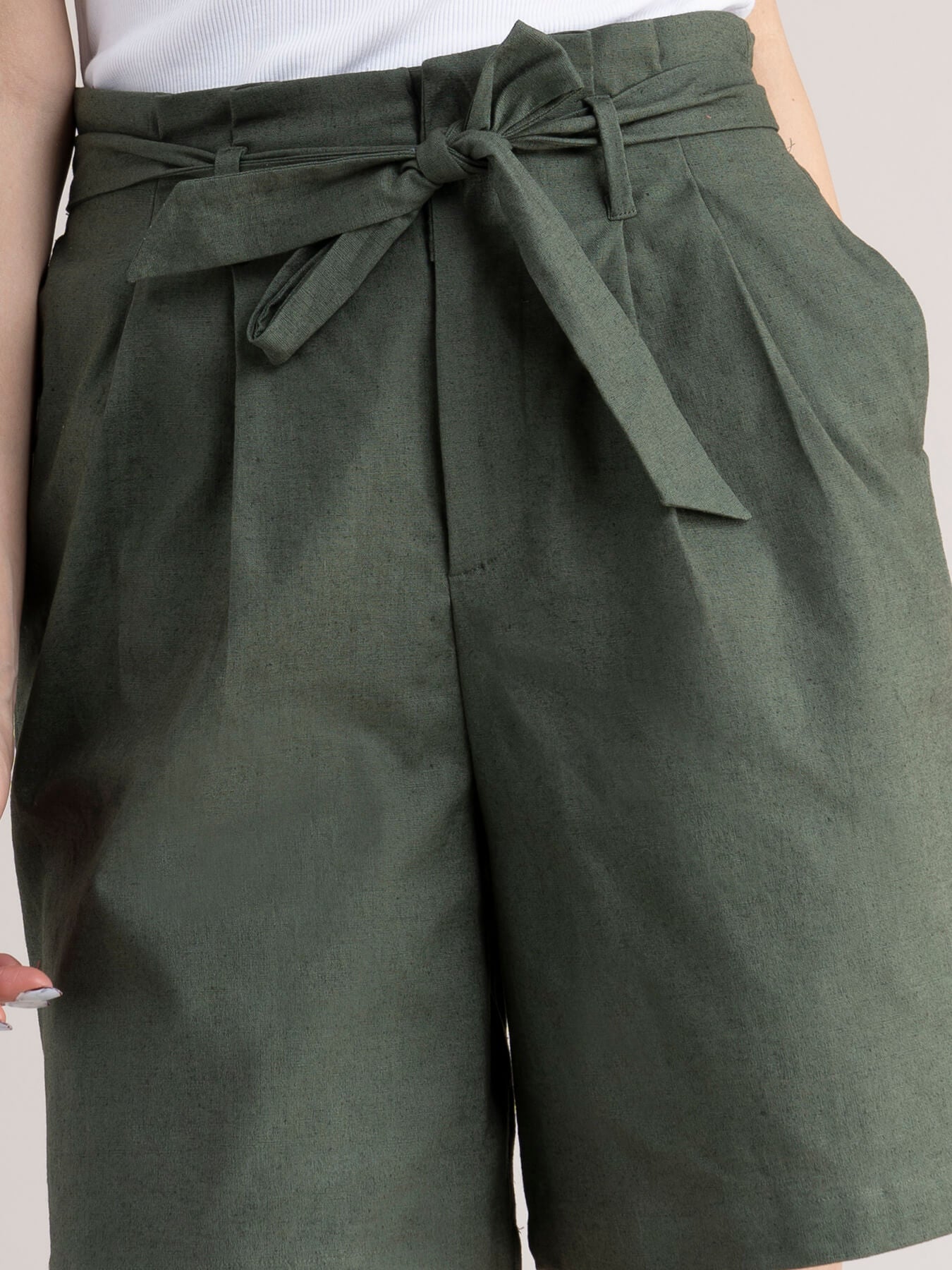 Linen Paper Bag Shorts - Olive