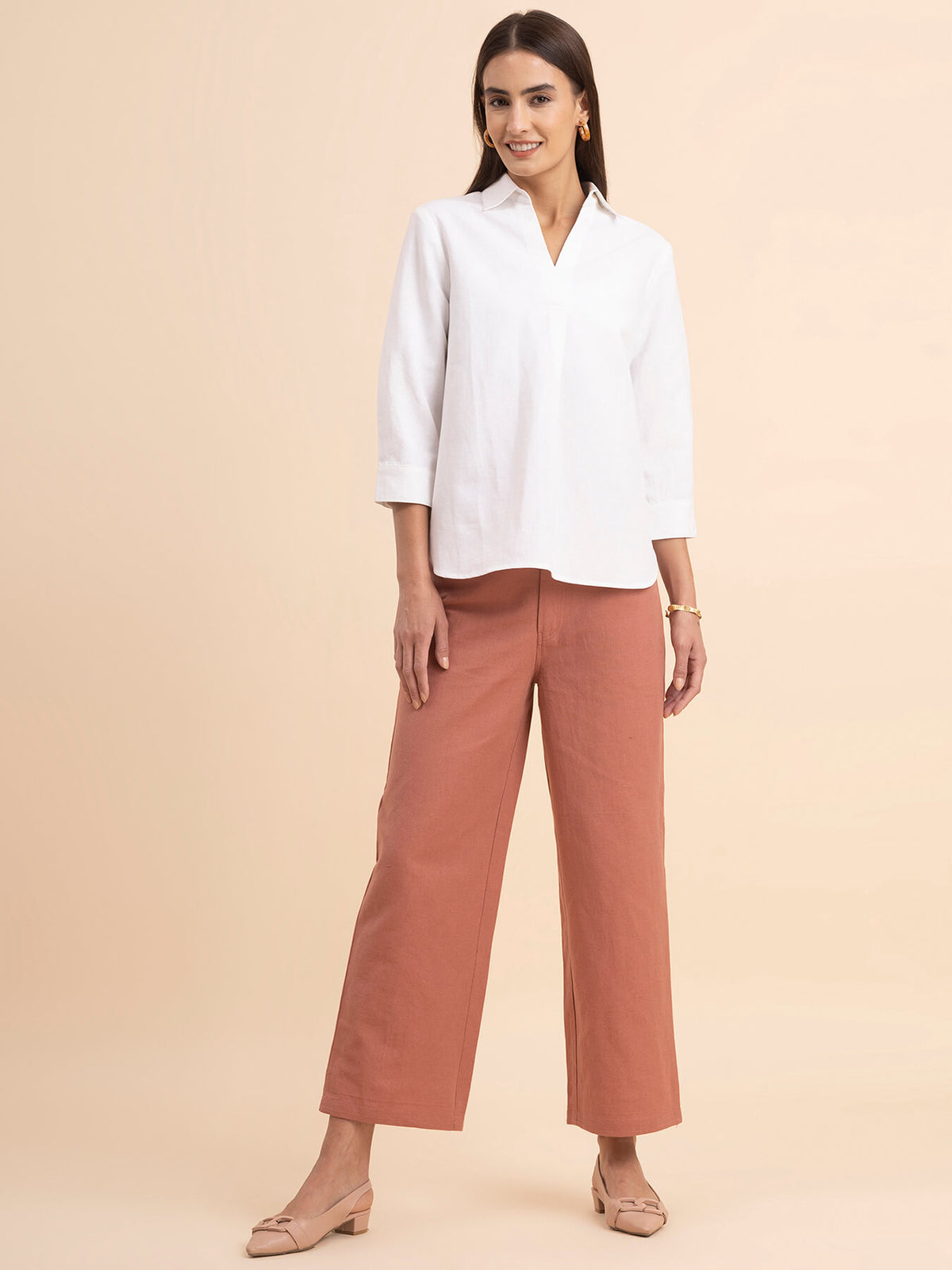 Linen Collared Neck Pleated Top - White