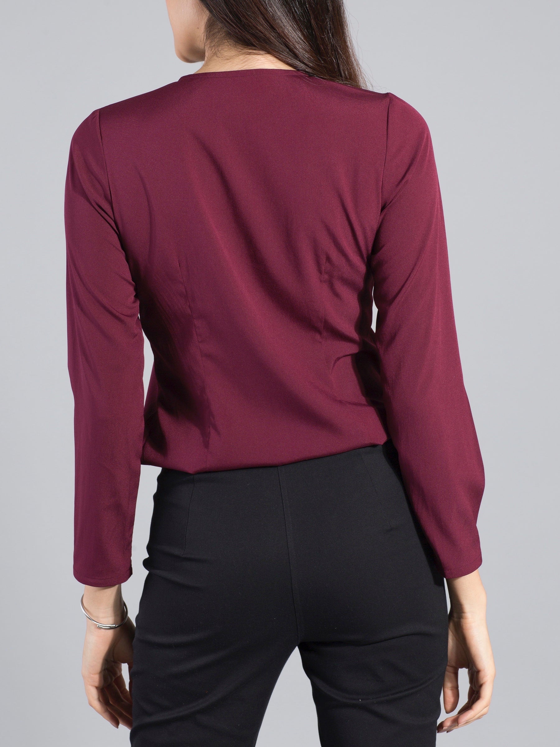 Broad Pleat Front Keyhole Top - Maroon